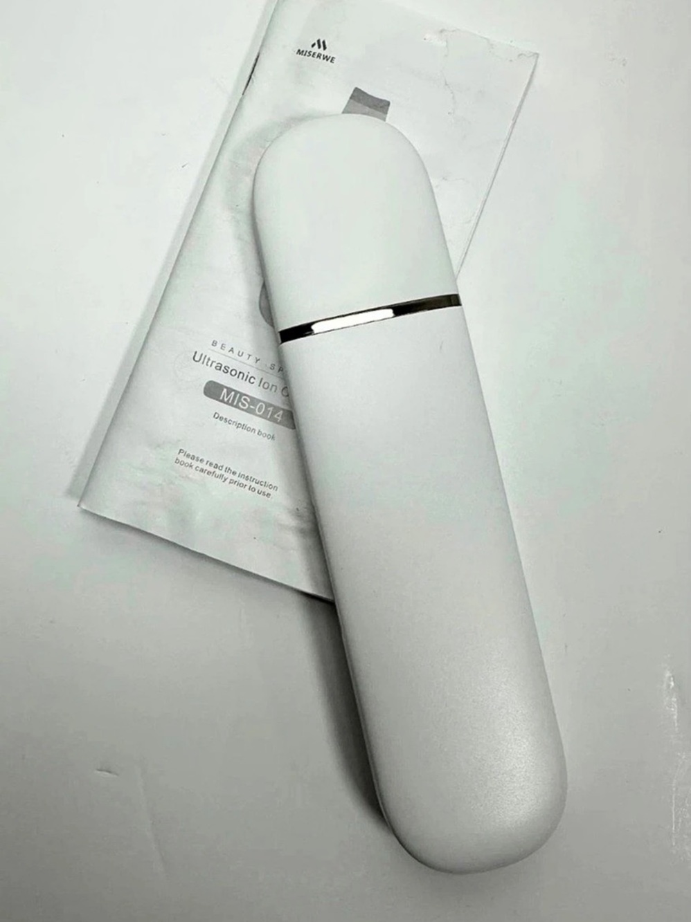 MISERWE Ultrasonic Ion Cleaner MIS-014 Facial Skin Scrubber White